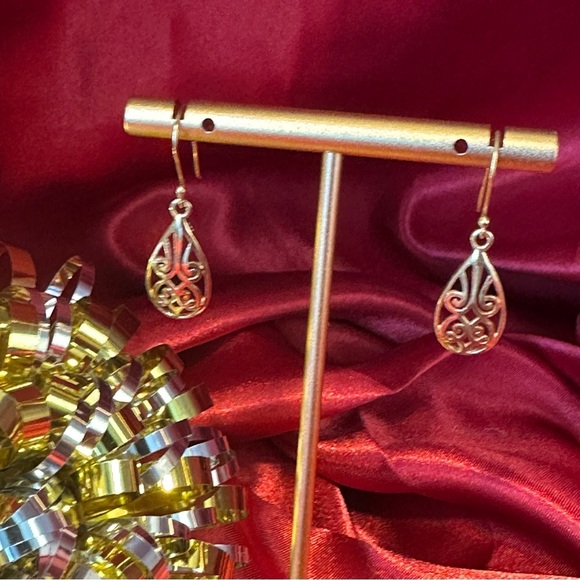 925 Sterling Silver Teardrop Filigree Dangle Earrings - Picture 7 of 11
